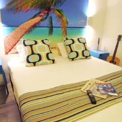 Отель Dizengoff Sea Residence Тель-Авив комната для гостей фото 7