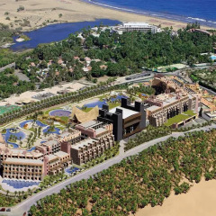 Отель Lopesan Baobab Resort пляж