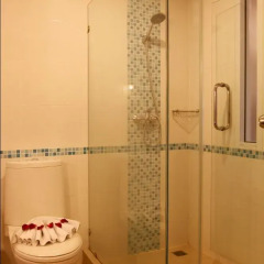 Отель Baan Yuree Resort and Spa душевая кабина