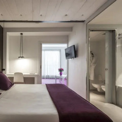 Отель Room Mate Emma комната для гостей фото 7