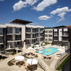 Апартаменты New Line Village Apartments фасад фото 2