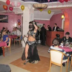 Гостиница 1001 ночь в Кореизе 3 отзыва об отеле, цены и фото номеров - забронировать гостиницу 1001 ночь онлайн Кореиз развлечения