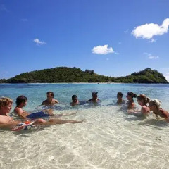 Отель Awesome Adventures Fiji Фиджи, Вити-Леву - отзывы, цены и фото номеров - забронировать отель Awesome Adventures Fiji онлайн пляж