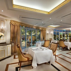 Kempinski Hotel & Residences Palm Jumeirah обед