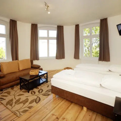 Отель Old Town Apartments Metzer Strasse Германия, Берлин - отзывы, цены и фото номеров - забронировать отель Old Town Apartments Metzer Strasse онлайн комната для гостей фото 3