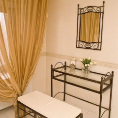 Апартаменты Studio At Greek Street бассейн