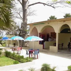 Отель Golden Beach Отель Golden Beach в Серекунде