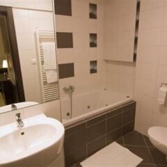 Pension EDISON7 in Bratislava, Slovakia from 124$, photos, reviews - zenhotels.com bathroom