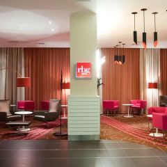 Гостиница Park Inn Казань вестибюль отеля