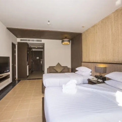 Отель D Varee Mai Khao Beach