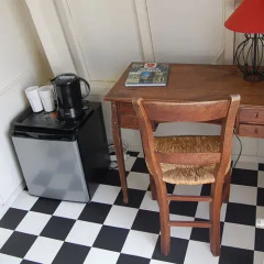 Отель All Inn The Family B&B Amsterdam удобства в номере