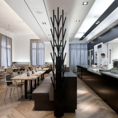 Отель The Manor Amsterdam