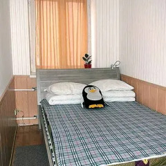 Гостиница 3 Penguins Hostel at Petrovsky Boulevard в Москве 5 отзывов об отеле, цены и фото номеров - забронировать гостиницу 3 Penguins Hostel at Petrovsky Boulevard онлайн Москва комната для гостей фото 5
