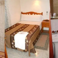 Отель Hostal Fuencarral Kryse сауна