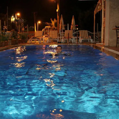 Moneta Boutique Hotel бассейн