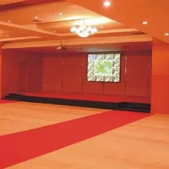 Canaan Hotel фитнесс-зал