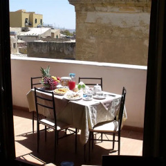 Отель B&B Palazzo Bibirria Агридженто балкон