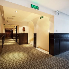 Chillon Castle Hotel интерьер отеля