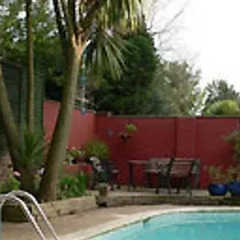 Отель The Parks Guest Accommodation бассейн фото 3