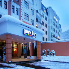 Гостиница Парк Инн от Рэдиссон Роза Хутор (Park Inn by Radisson Rosa Khutor) вид на фасад