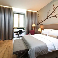 Отель Crowne Plaza Berlin - Potsdamer Platz 4* Стандартный номер с различными типами кроватей