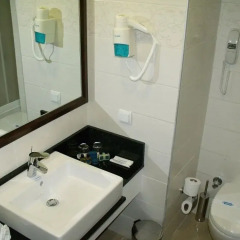 Отель Orient Hotels Roxy Resort ванная