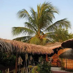 Отель Asseyri Tourist Inn Ханимаду парковка