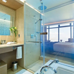 Отель Fairmont Baku at the Flame Towers ванная фото 5