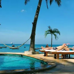 Отель Longtail Suites бассейн фото 2