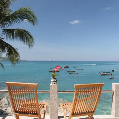 Отель Longtail Suites