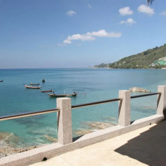 Отель Longtail Suites пляж фото 2