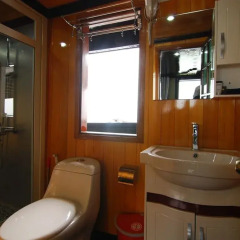 Отель Alova Gold Cruises Halong в номере