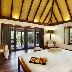 Отель Gangehi Island Resort 4* Вилла с различными типами кроватей фото 3