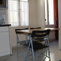 Апартаменты Apartment Céline в номере