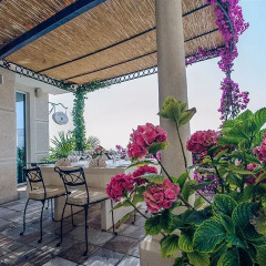 Hotel Azimut столовая на открытом воздухе