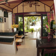 Отель Friendship Beach Resort & Atmanjai Wellness Centre жилая площадь