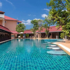 Отель Naina Resort & Spa открытый бассейн фото 2
