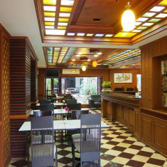Renoir Boutique Hotel гостиничный бар