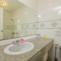 The Serenity Golf Hotel раковина ванной комнаты фото 2