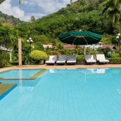 The Serenity Golf Hotel открытый бассейн фото 6