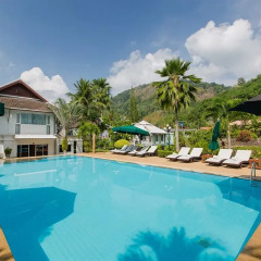 The Serenity Golf Hotel открытый бассейн фото 4