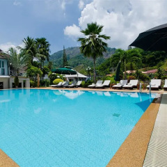 The Serenity Golf Hotel открытый бассейн фото 7