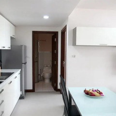 Апартаменты Karon Serviced Apartment в номере фото 2