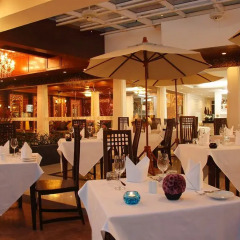 Rayaburi Hotel Patong ресторан фото 2