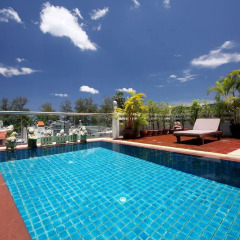 Rayaburi Hotel Patong открытый бассейн