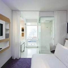 Отель Yotel New York at Times Square 3* Номер категории Премиум с различными типами кроватей фото 5