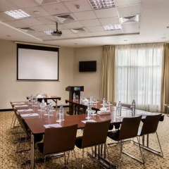 Отель Holiday Inn Express Dubai Safa Park ОАЭ, Дубай - 5 отзывов об отеле, цены и фото номеров - забронировать отель Holiday Inn Express Dubai Safa Park онлайн помещение для мероприятий