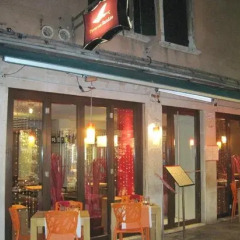 Отель Taverna San Lio Италия, Венеция - отзывы, цены и фото номеров - забронировать отель Taverna San Lio онлайн вид на фасад фото 2