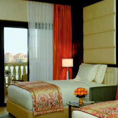 Отель The Ritz-Carlton Abu Dhabi Grand Canal Абу-Даби комната для гостей