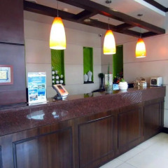 Отель Fuente Oro Business Suites гостиничный бар